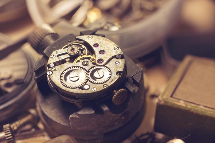 ODM 時計と OEM 時計にはどちらのサービスが適していますか?